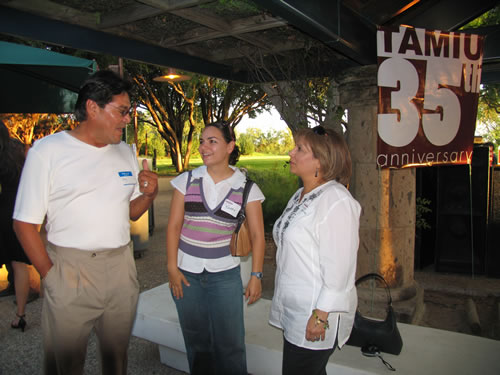 Tony de la Rosa, Rosario Ramirez, and Diana Martinez